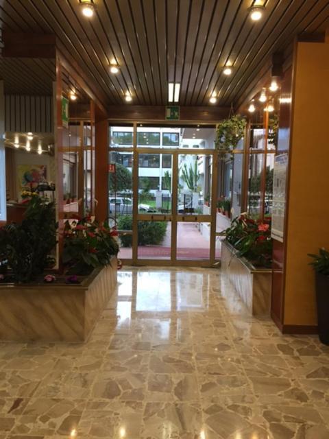 Hotel Kristall Diano Marina Exterior foto